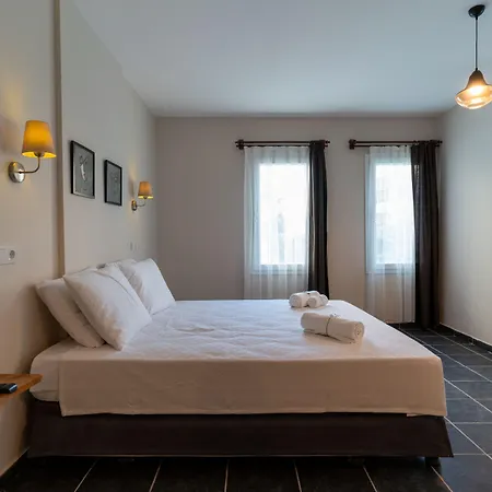 Hotell Holy 2*