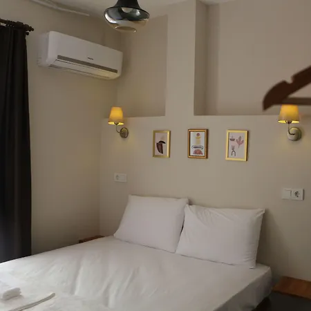 Hotell Holy 2*